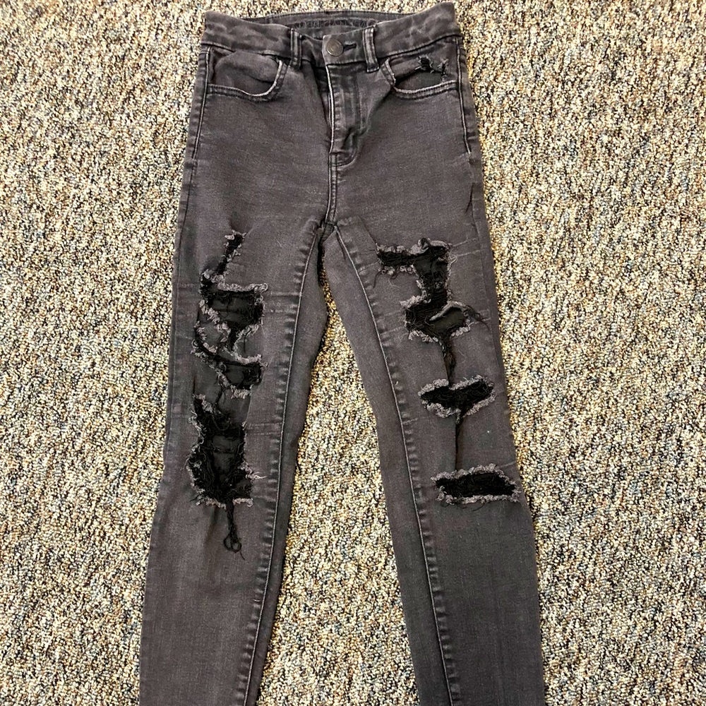 American Eagle Outfitters Sz 00 Black Distressed Jeans
